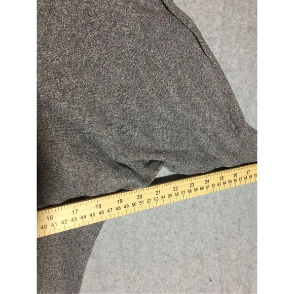 Womens American Eagle Shirt Size Large Grey Batwing Sweater Shirt Casual Thin - Picture 2 of 3